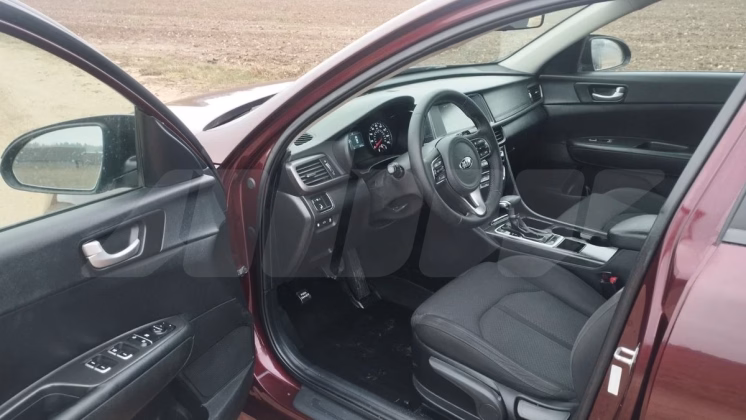 Kia Optima (11)
