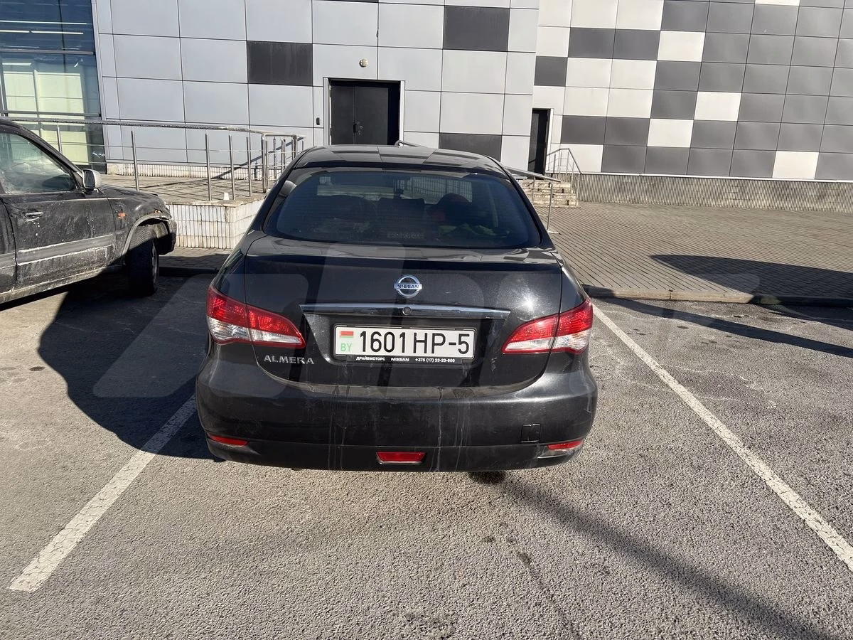Nissan Almera