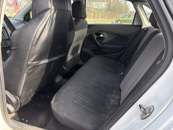 Volkswagen Polo (9)