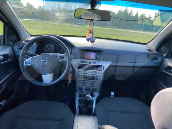 Opel Astra (11)