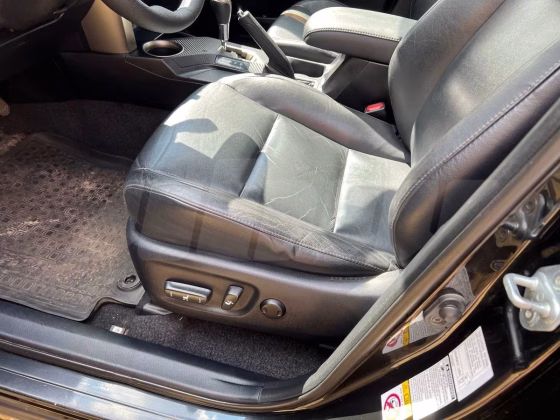 Toyota RAV 4 (6)