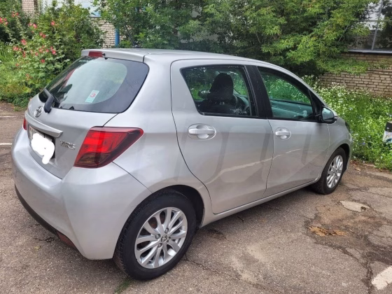 Toyota Yaris (4)
