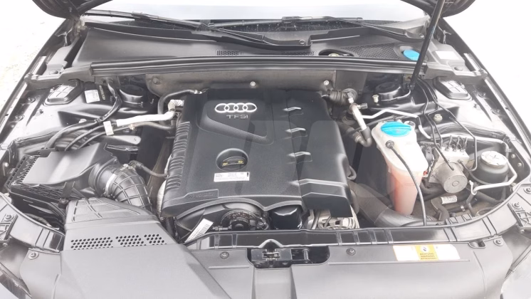 Audi A4 (1)