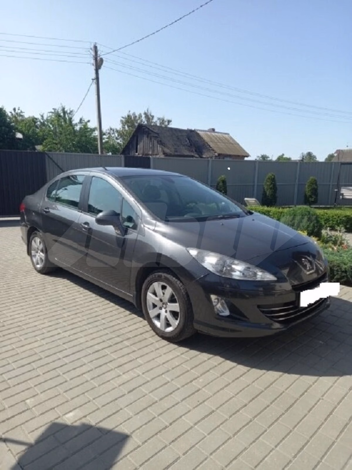 Peugeot 408