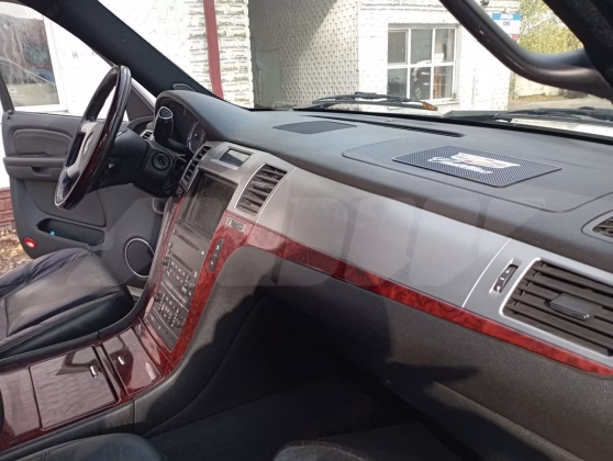 Cadillac Escalade (8)