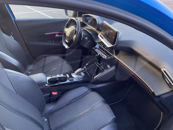 Peugeot 208 (16)