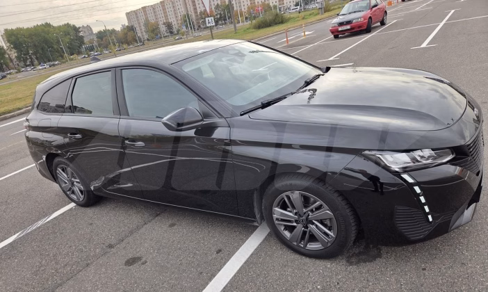 Peugeot 308 (8)