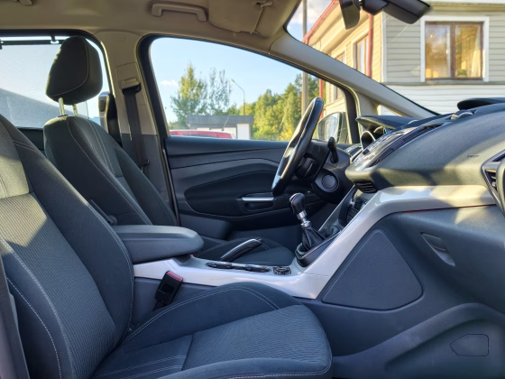 Ford Grand C-Max (12)