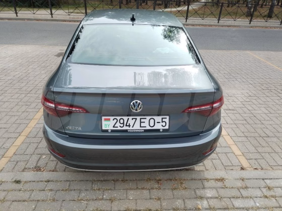 Volkswagen Jetta (1)