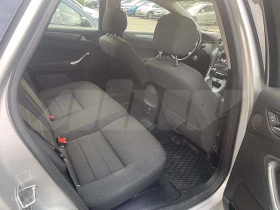 Ford Mondeo (6)