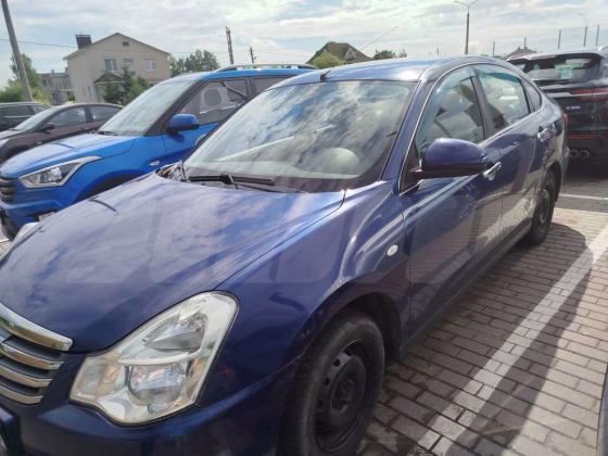 Nissan Almera (3)