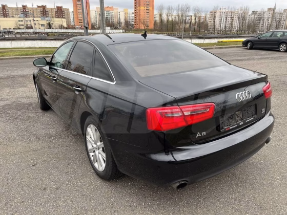 Audi A6 (7)
