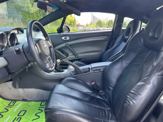 Mitsubishi Eclipse (9)