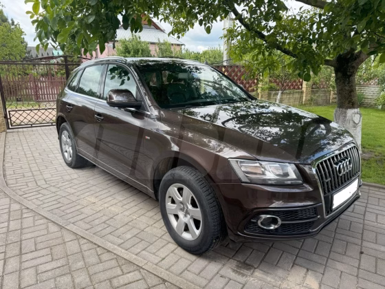Audi Q5 (1)