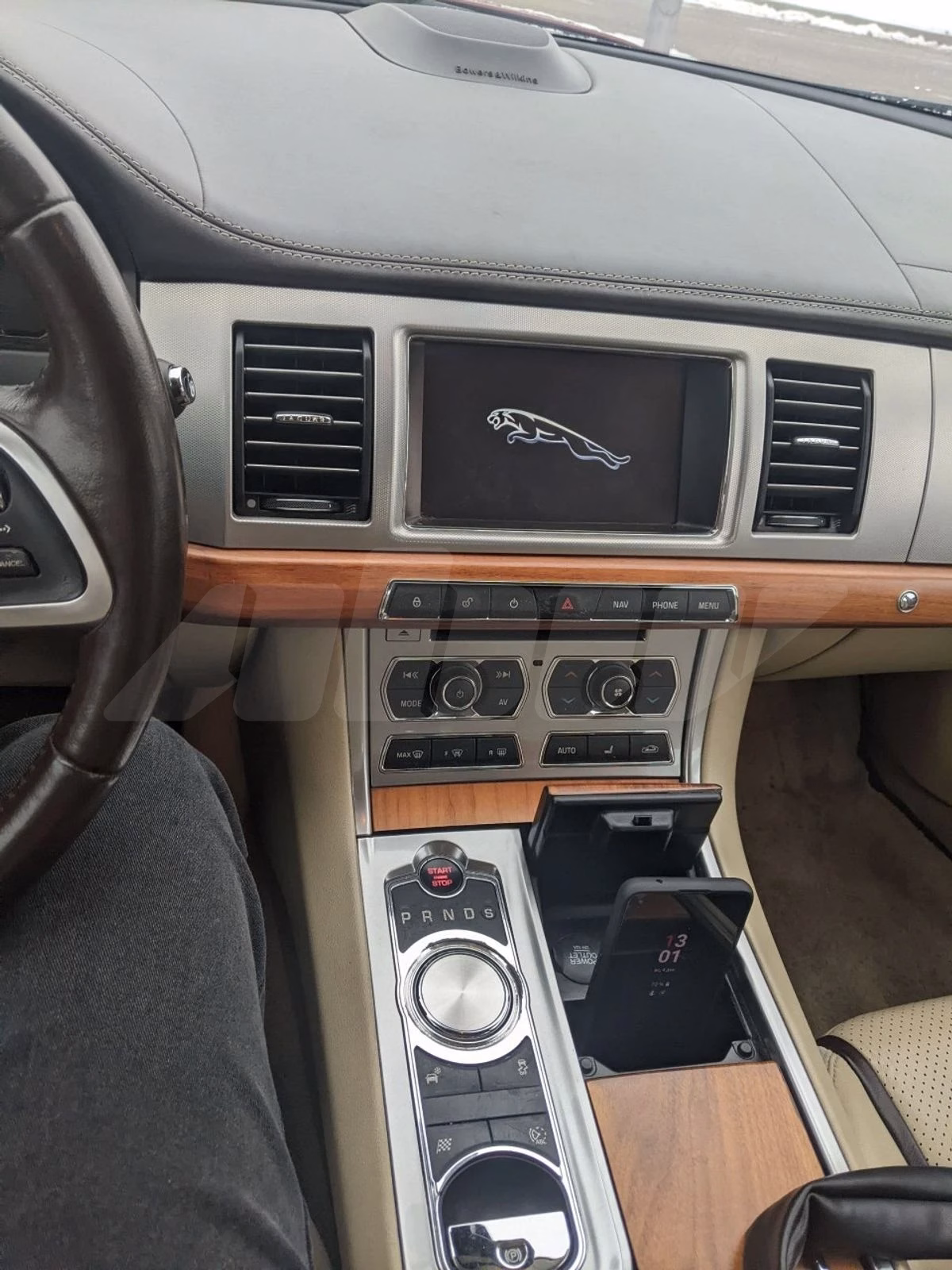 Jaguar XF
