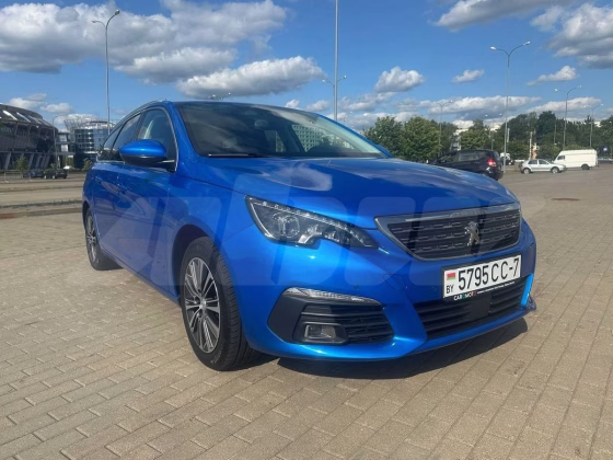 Peugeot 308 (1)