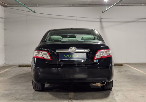 Toyota Camry (5)