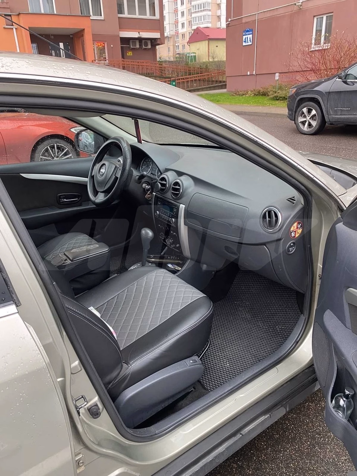 Nissan Almera