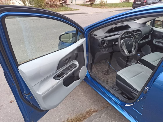 Toyota Prius (5)