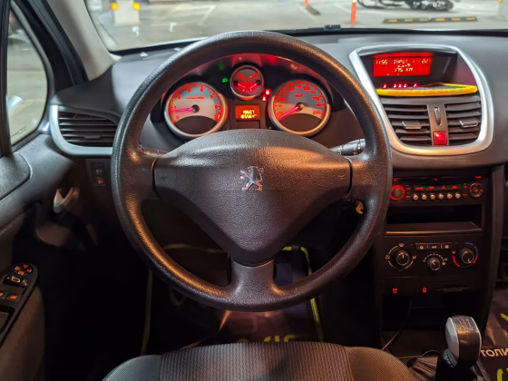 Peugeot 207 (15)