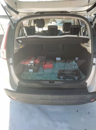 Renault Scenic (8)