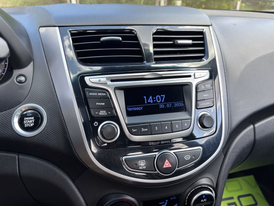 Hyundai Solaris / Accent (15)