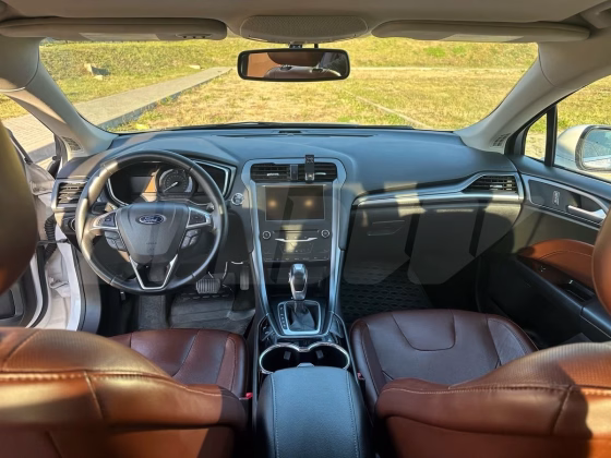 Ford Fusion (14)