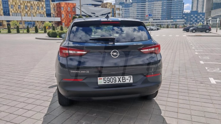 Opel Grandland X (4)