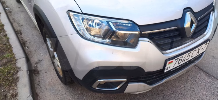 Renault Logan (18)