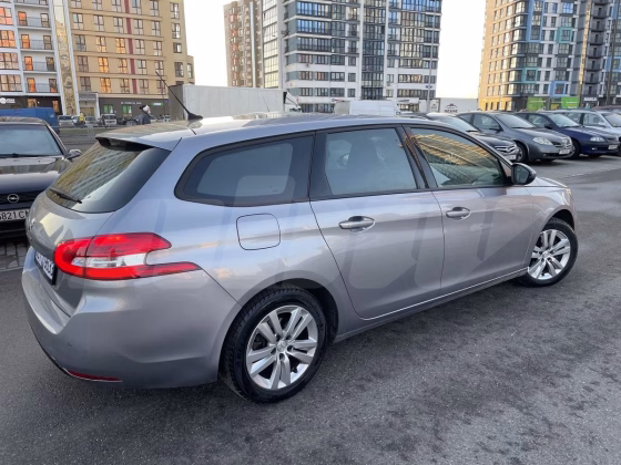 Peugeot 308 (4)