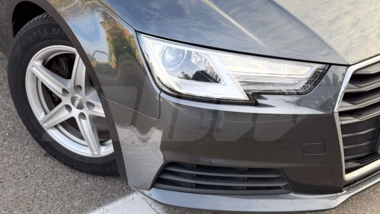 Audi A4 (1)