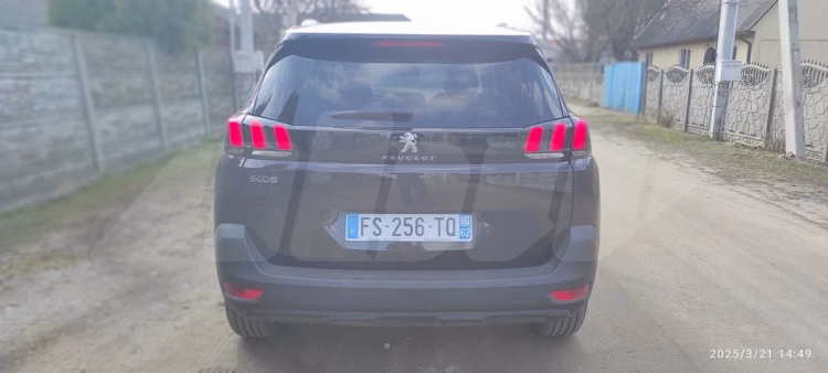 Peugeot 5008 (7)