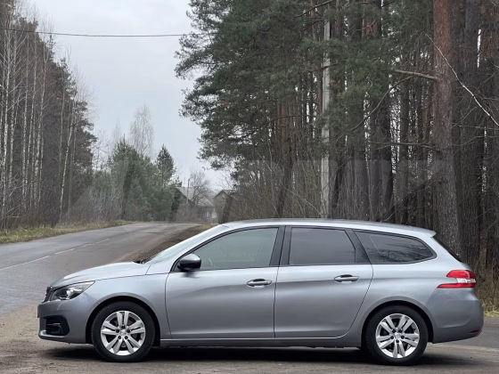 Peugeot 308 (1)