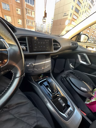 Peugeot 308 (7)