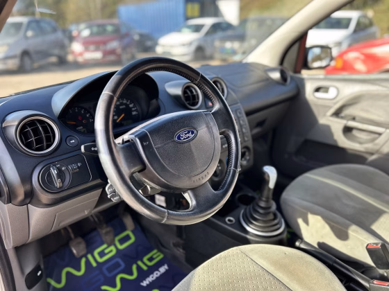 Ford Fiesta (7)