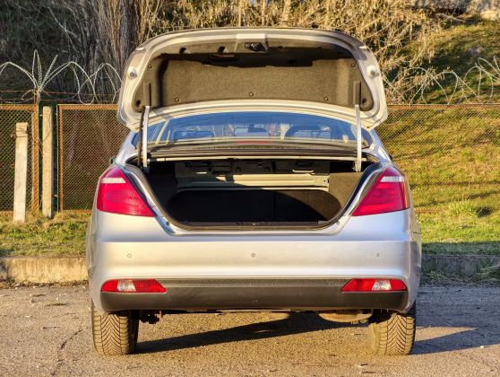 Geely Emgrand X7 (7)