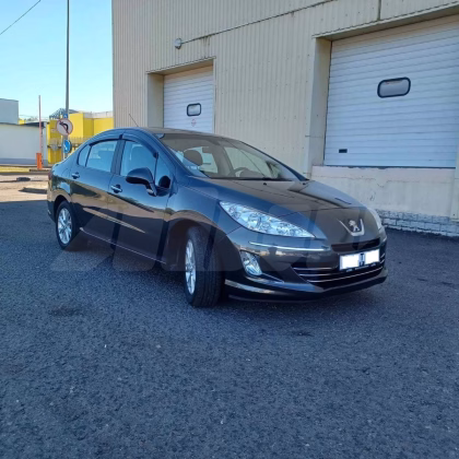 Peugeot 408 (1)