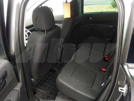 Peugeot 3008 (9)