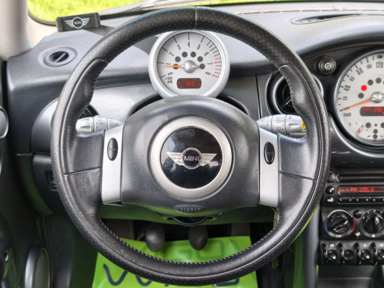 MINI ONE (15)