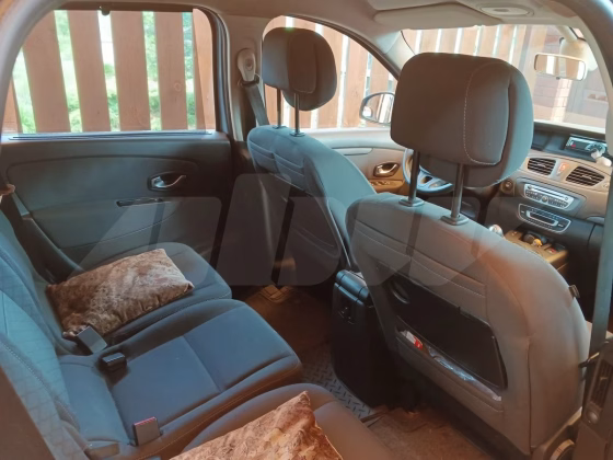 Renault Scenic (1)