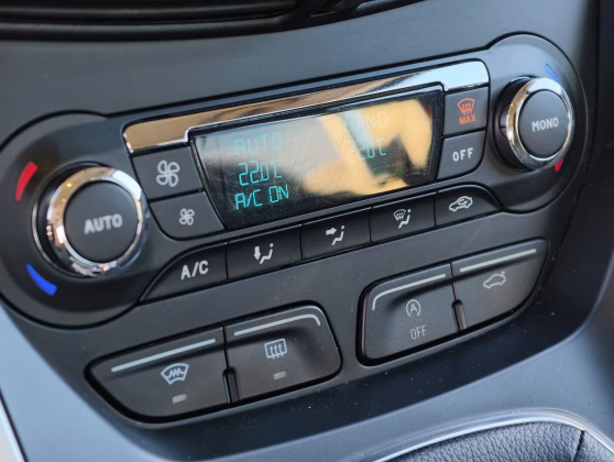 Ford Grand C-Max (21)