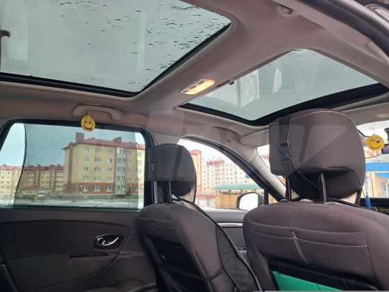 Renault Scenic (6)