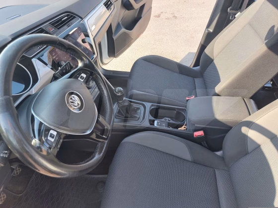 Volkswagen Touran (14)