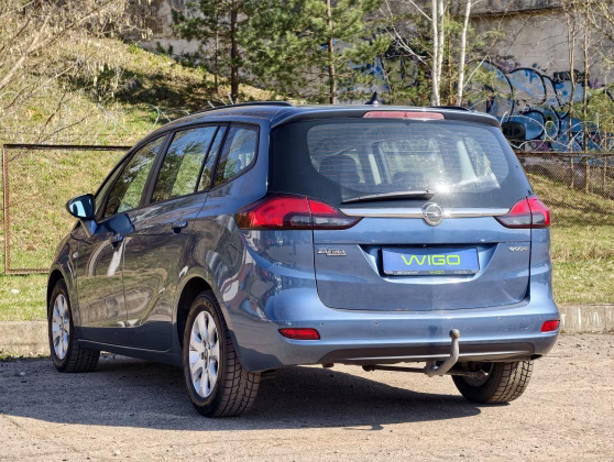 Opel Zafira Tourer (4)