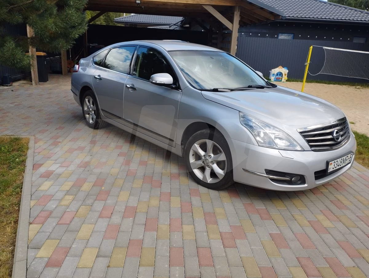 Nissan Teana