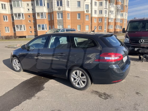 Peugeot 308 (2)