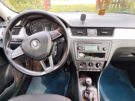 Skoda Rapid (10)