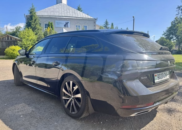 Peugeot 508 (2)