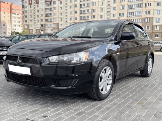 Mitsubishi Lancer (16)