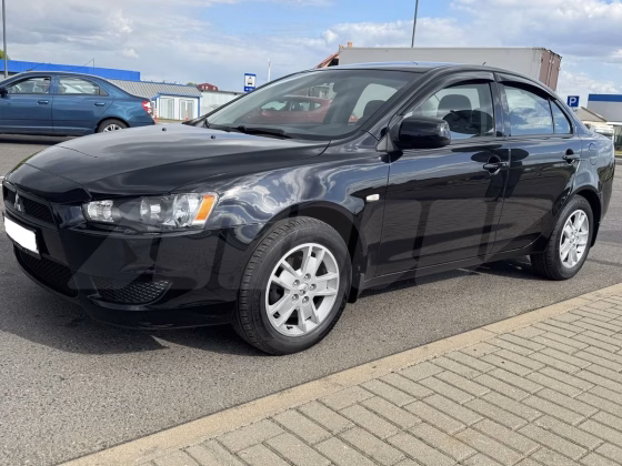 Mitsubishi Lancer (26)